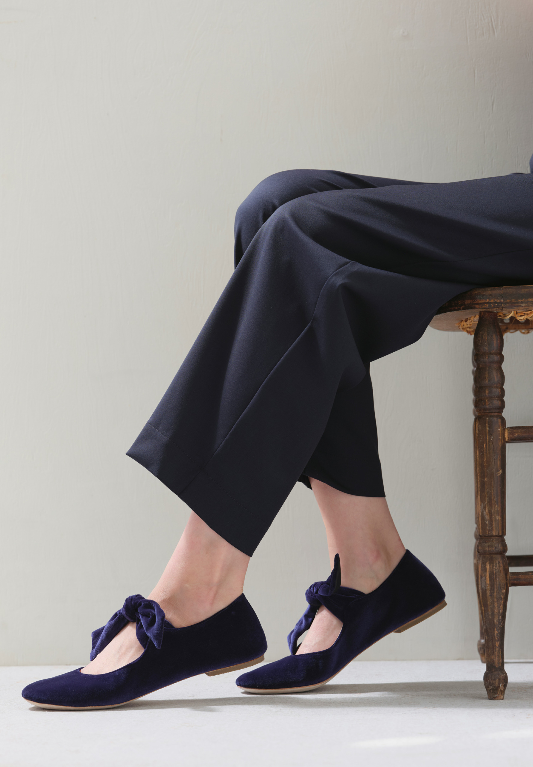 Sacai Pleated Technical Jersey Skirt in Black | Santa Fe Dry Goods